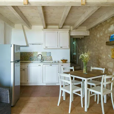 Apartment Vista Mare Fronte Scogli A San Pietro Carloforte (Isola di San Pietro)